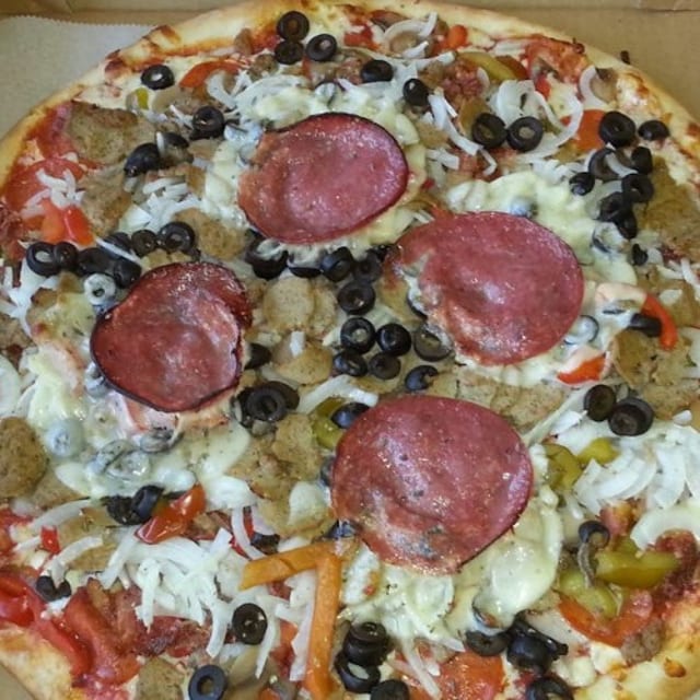 Pizza with the Works (Small 12").